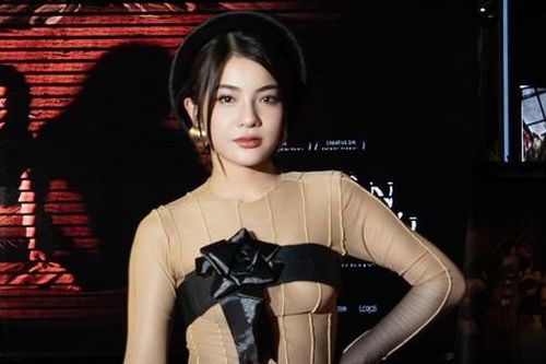 Quyết 'chơi tất tay' trở lại, giọng ca nội lực Rosie hiếm hoi lên tiếng về scandal 'gọi đúng tên mới ra' ở 'The Voice'