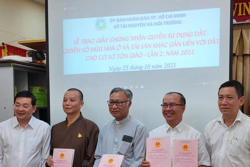 Từ năm 2005 đến nay, TPHCM cấp hơn 800 sổ hồng cho các cơ sở tôn giáo