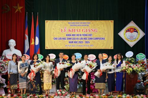 Trường Hữu nghị 80 chào đón khối lưu học sinh khai giảng năm học 2023 - 2024