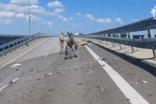 Tình báo Anh tiết lộ an nguy cầu Crimea thời gian tới
