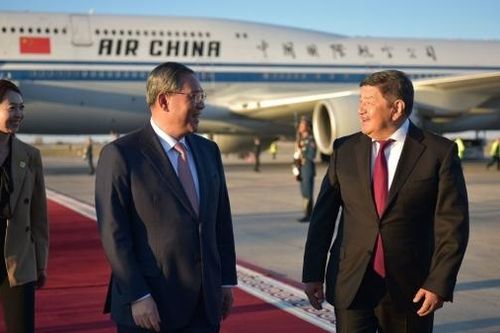 Thủ tướng Trung Quốc công du Kyrgyzstan, thúc đẩy liên kết chiến lược phát triển song phương