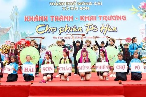 Móng Cái: Khai trương Chợ phiên Pò Hèn năm 2023