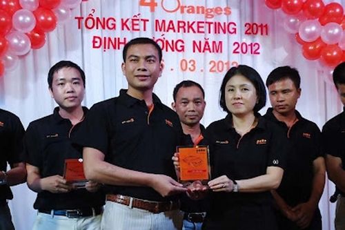 Nữ đại gia kiếm nghìn tỷ từ bán sơn, nổi tiếng mỗi lần xuống tiền mua cả triệu cổ phiếu