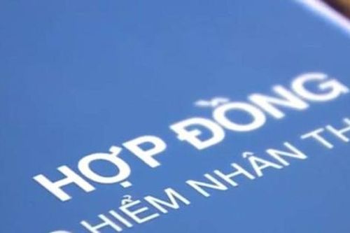 Khách hàng sửng sốt phát hiện bị ký khống hợp đồng bảo hiểm Manulife