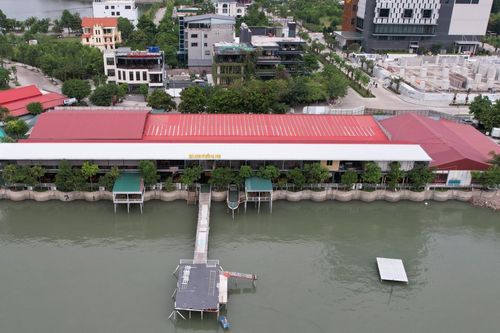 Sẽ cưỡng chế nếu nhà hàng xây trái phép ở Hạ Long không tự tháo dỡ