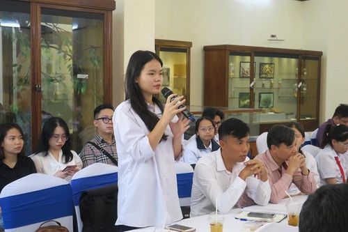 Giới thiệu sản phẩm du lịch gắn với bảo vệ môi trường và hướng nghiệp cho học sinh