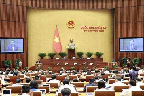 Quốc hội thảo luận ở hội trường về Dự án Luật Căn cước