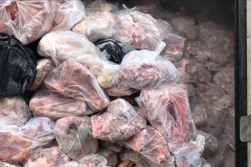 Liên tiếp phát hiện các vụ vận chuyển, buôn bán thịt lợn 'bốc mùi'