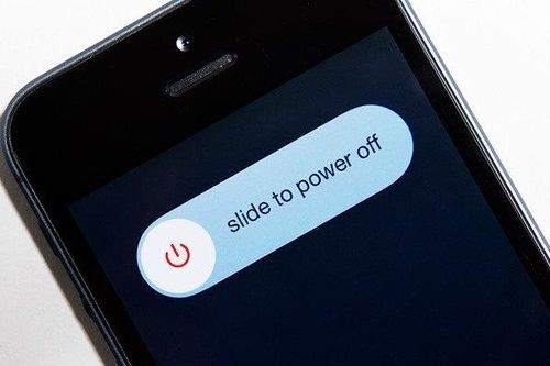 Chuyên gia chỉ ra lý do nên tắt nguồn smartphone vài phút mỗi ngày