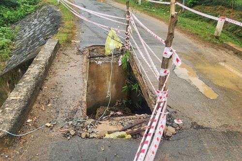 Truy tìm xe đầu kéo trọng tải lớn làm sập cống trên Tỉnh lộ 520B