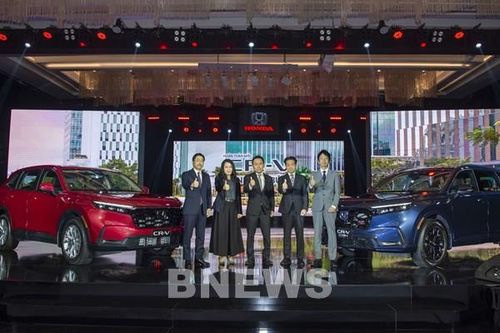 Honda ra mắt CR-V thế hệ thứ 6 có cả bản Hybrid, giá bán từ 1,109 tỷ