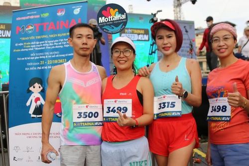 Vợ chồng Xuân Nguyên - Hoa Phượng: Cùng chạy và hướng đến những điều tốt đẹp