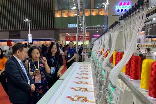 Hàng trăm doanh nghiệp dệt may tìm kiếm cơ hội phát triển tại VTG 2023