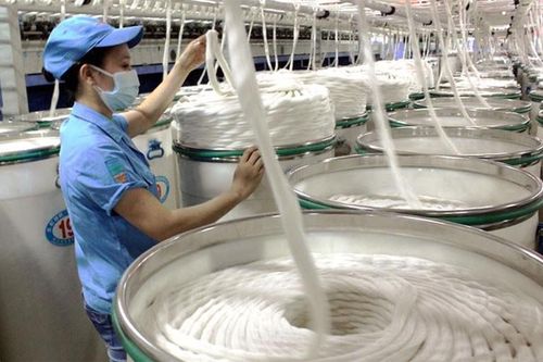 9 tháng đầu năm 2023, xuất khẩu xơ sợi thu về 3,2 tỷ USD tăng về lượng, giảm về trị giá