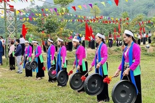 Thanh Hóa: Độc đáo Phiên chợ và Lễ hội Văn hóa 'Hương sắc vùng cao' của đồng bào dân tộc thiểu số