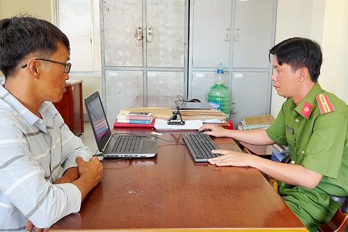 Bắt đối tượng lấy tiền và tài sản sau 11 năm lẩn trốn
