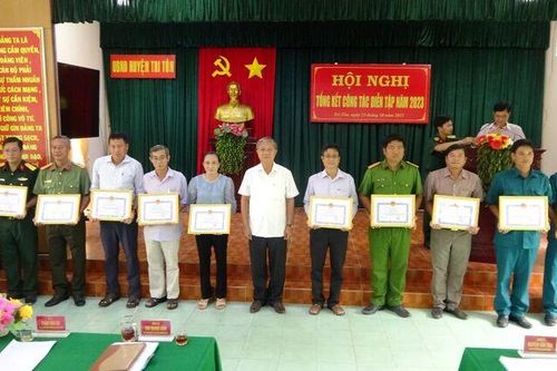 Tri Tôn tổng kết công tác diễn tập năm 2023