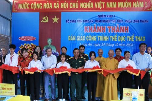 Long An: Khánh thành, đưa vào sử dụng công trình thể thao phục vụ học sinh tại chùa Long Thạnh