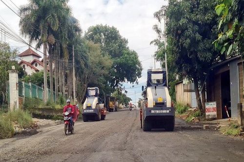 Đắk Lắk: Người dân bất an khi lưu thông trên tuyến đường nghìn tỷ đang thi công