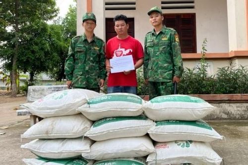 Gian nan đấu tranh với buôn lậu đường cát
