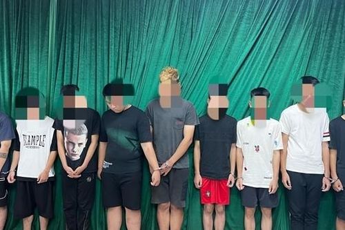 Bắt nhóm đối tượng gây rối trật tự công cộng