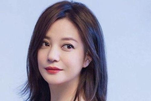 Thật hư thông tin Triệu Vy và chồng bí mật ly hôn