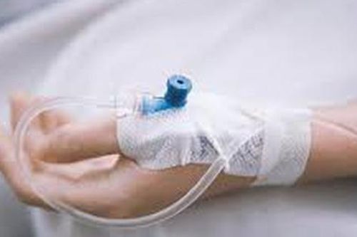 Đảm bảo kỹ thuật truyền tĩnh mạch để không gây ra biến chứng trong điều trị