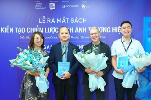 Chuyên gia thương hiệu Richard Moore giới thiệu sách mới