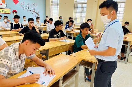 Năm 2024, phương án tuyển sinh của các trường top đầu thay đổi thế nào?