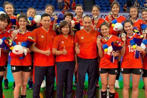 'Đóa hoa nở muộn' của bóng chuyền nữ Việt Nam sắp gặt hái vinh quang đặc biệt trong sự nghiệp