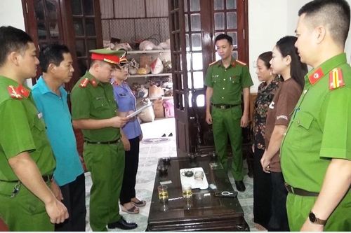 Thanh Hóa: Khởi tố 2 bị can xâm phạm quyền sở hữu công nghiệp