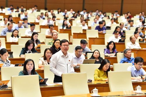 Nhiều ý kiến đồng tình Tổng Liên đoàn Lao động làm nhà ở xã hội cho công nhân