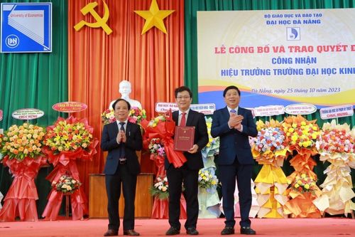 Trường Đại học Kinh tế Đà Nẵng có tân Hiệu trưởng