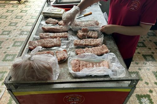 Phát hiện cơ sở chế biến không đảm bảo điều kiện an toàn vệ sinh thực phẩm