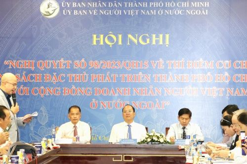 Thu hút nguồn lực kiều bào từ Nghị quyết 98