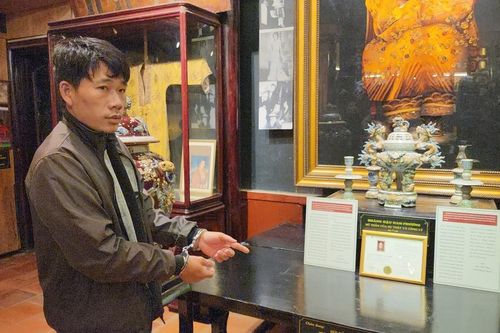 Truy bắt trộm, phát hiện cả 'kho' sành sứ trộm cắp