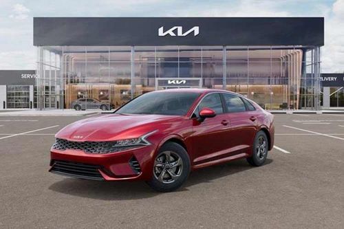 Kia K5 2024 giá từ 507 triệu đồng, màn hình 'siêu to' 24,6 inch