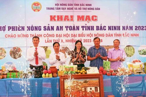Bắc Ninh khai mạc chợ phiên nông sản an toàn năm 2023