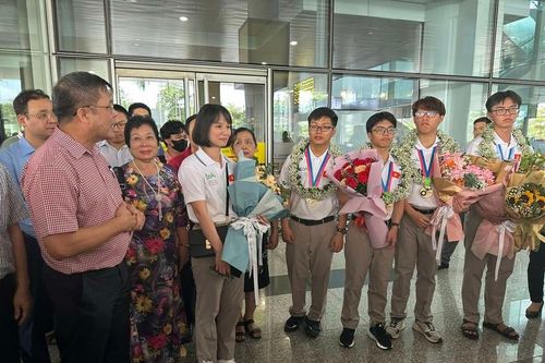 Huy chương Vàng Olympic Hóa học Quốc tế quyết tâm trở thành bác sĩ đa khoa