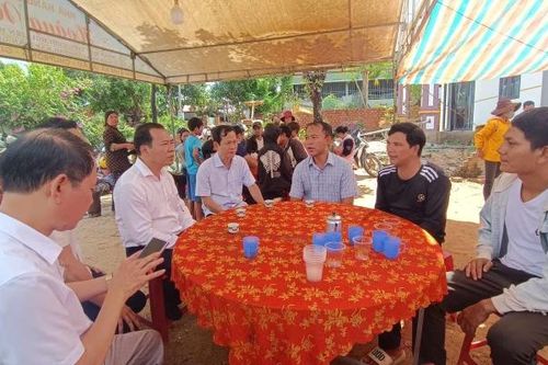 Gia Lai: Thăm hỏi, hỗ trợ gia đình 4 thanh, thiếu niên tử vong do va chạm xe máy