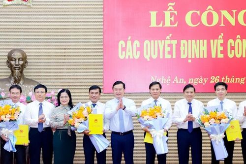 Nghệ An điều động, bổ nhiệm nhiều cán bộ chủ chốt