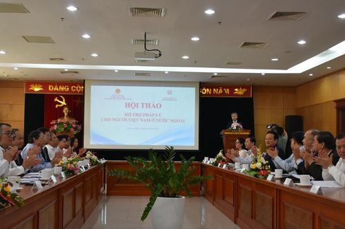 Hình thành cơ chế hỗ trợ pháp lý cho kiều bào