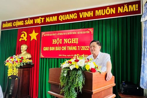 Vì sao Giám đốc Sở Giáo dục và Đào tạo Đắk Nông xin thôi việc?