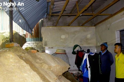 Nhiều hộ dân dưới chân núi Quyết thấp thỏm lo sạt lở khi mùa mưa bão đến