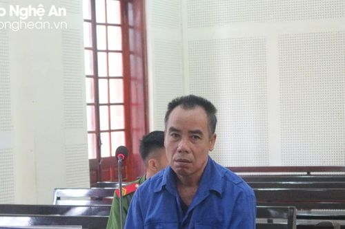 Vào rừng săn thú, tiện thể buôn ma túy