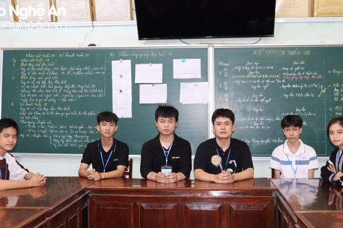 Trường huyện có 6 em đạt thủ khoa kỳ thi học sinh giỏi tỉnh lớp 12
