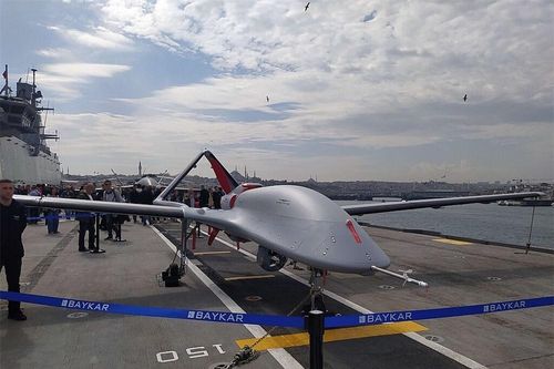 Bayraktar TB3 - UAV vũ trang đầu tiên trên thế giới có thiết kế cánh gập