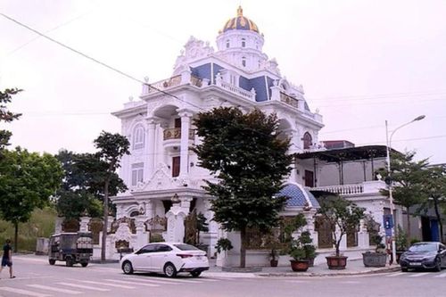 Khui bí mật bên trong biệt thự 'khủng' ở Bắc Ninh