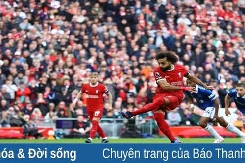 Trong giông bão, Liverpool vẫn phải dựa vào Salah