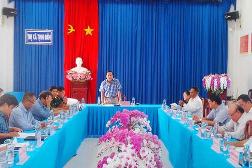 UBND TX. Tịnh Biên triển khai kế hoạch tổ chức Tết quân – dân năm 2024